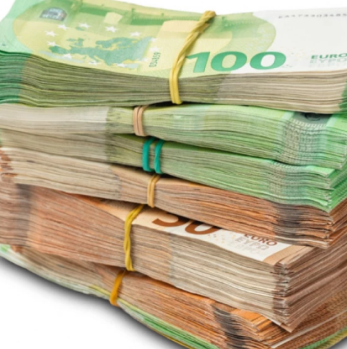 Случва се веднъж в живота: Неочаквано, големи пари идват при тях, тези 3 щастливи зодии ще забогатеят на 29 октомври