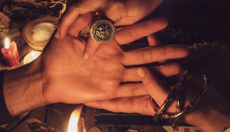 След погребението на жена ми срещнах врачка - тя ми взе само 20 долара, но това бяха най-добре похарчените 20 долара през живота ми.