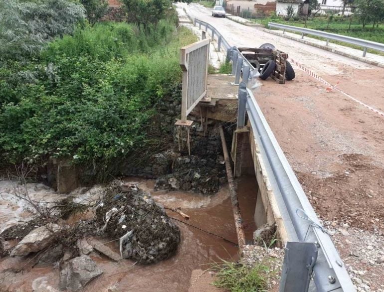 Meteo Balkans бие тревога: Нов циклон дави България на тази дата Карти