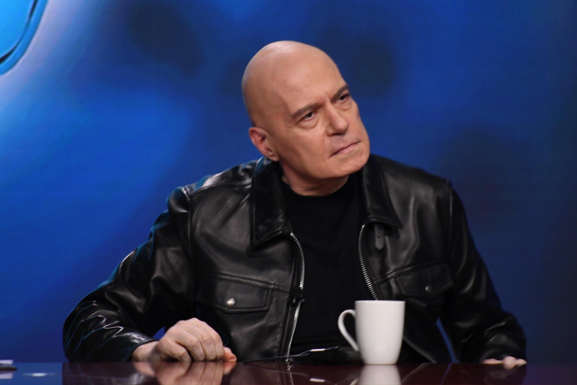 Лоши новини за Слави Трифонов!