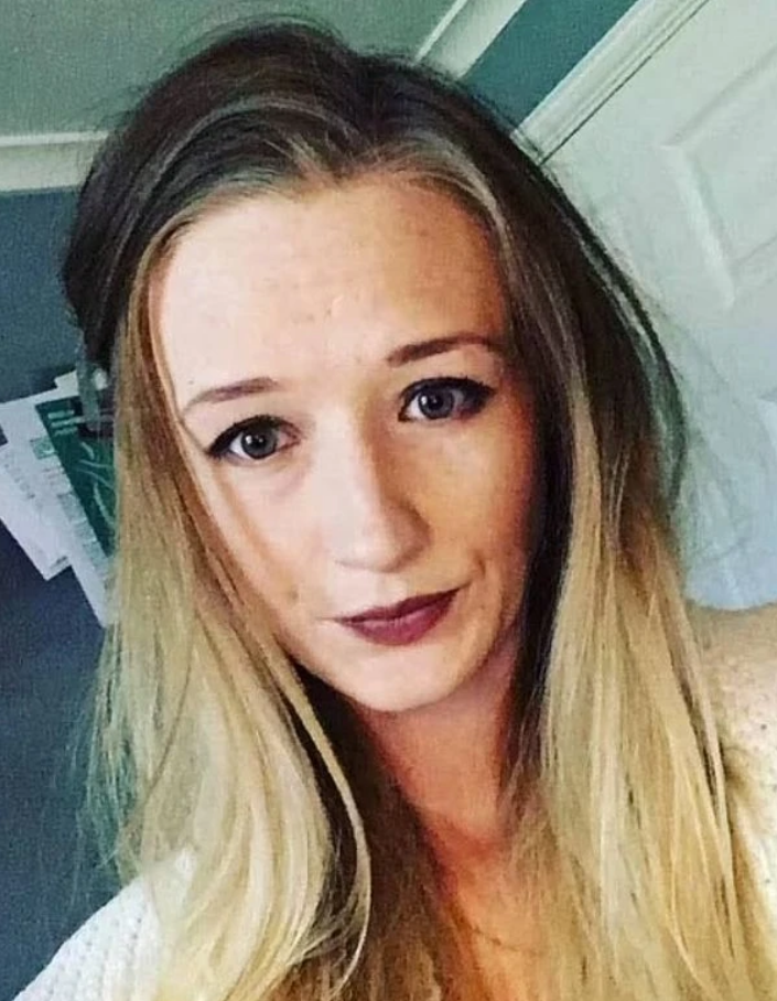 Трагедия! 29-годишна жена почина след наместване на врата