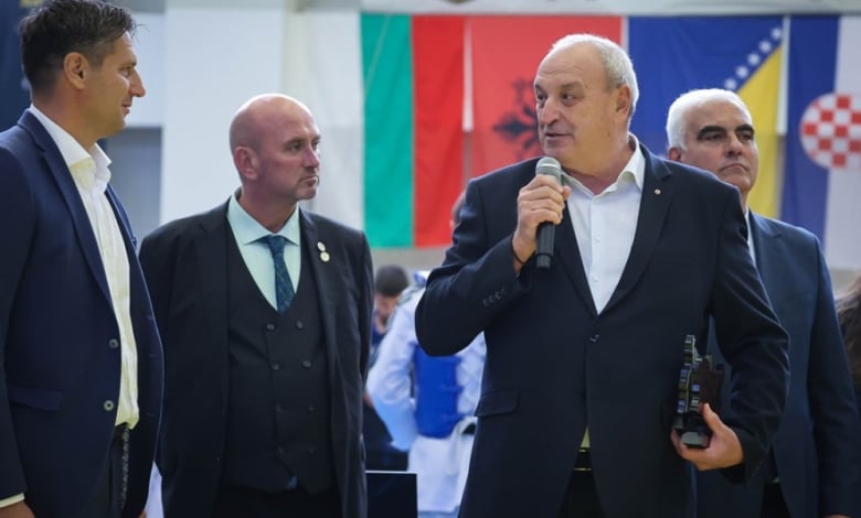 Внезапно почина зам.-министърът