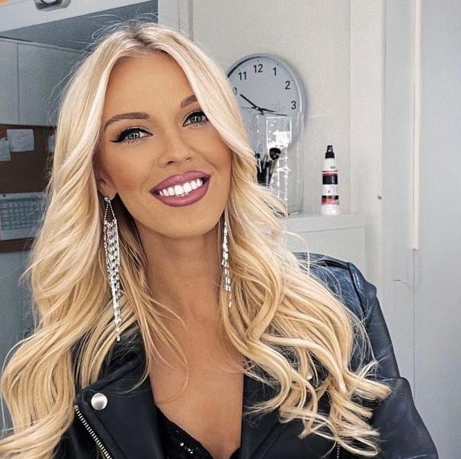 Красив ген: Натали Трифонова показа бабата и прабабата на малкия Арън, обраха овациите на феновете (СНИМКИ)