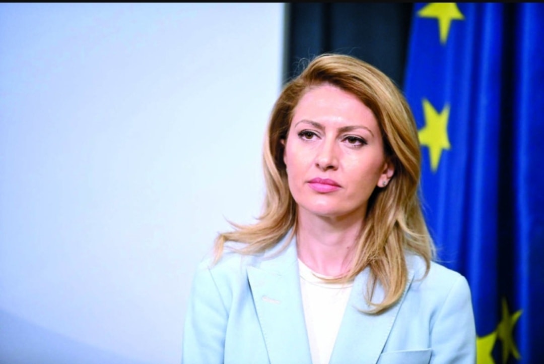 Ето кой е първият съпруг на Рая Назарян (Уникални снимки)