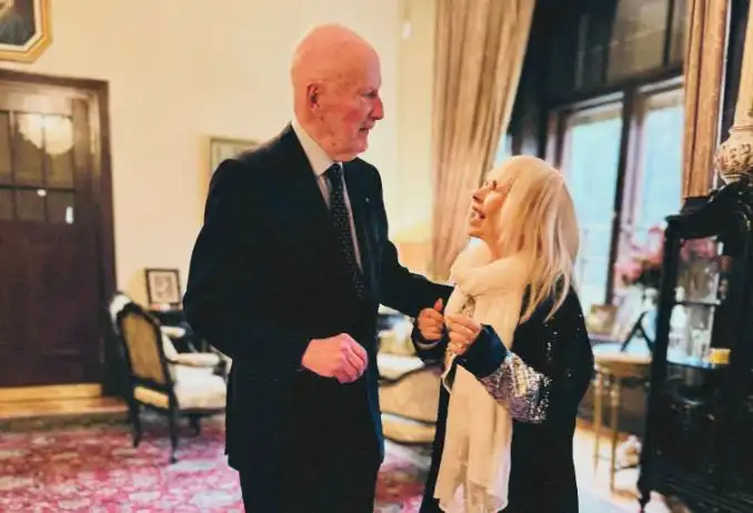 Честито на Лили Иванова