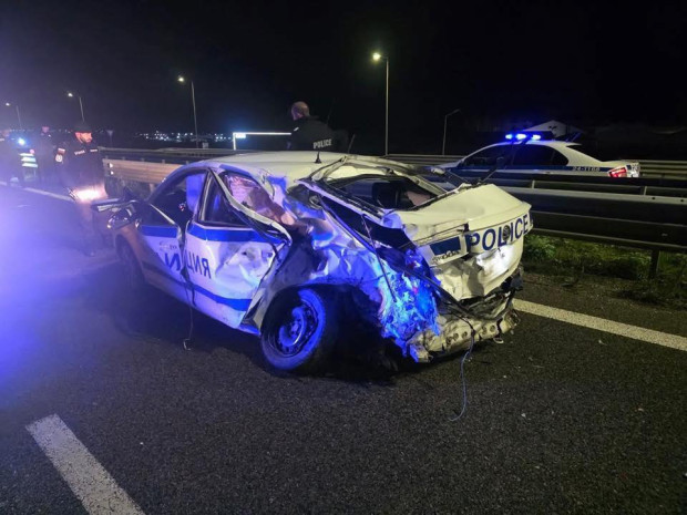 Голяма трагедия! Тежка катастрофа, загина полицай