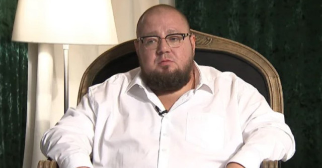 Обичам го до полуда, никой друг няма шанс с мен! – новата на Гущеров гръмко му се обясни в любов!