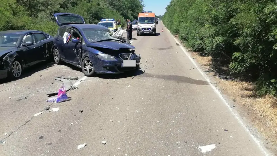 Извънредно! Затвориха прохода Предела заради тежка катастрофа