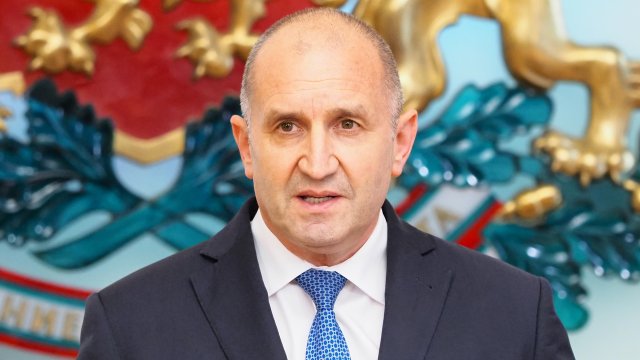 Извънредно: Радев обяви…