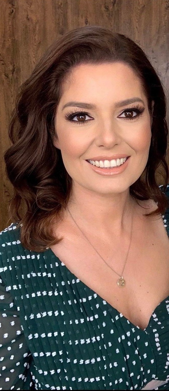 Алекс Сърчаджиева запали ефира: Бременна съм от…