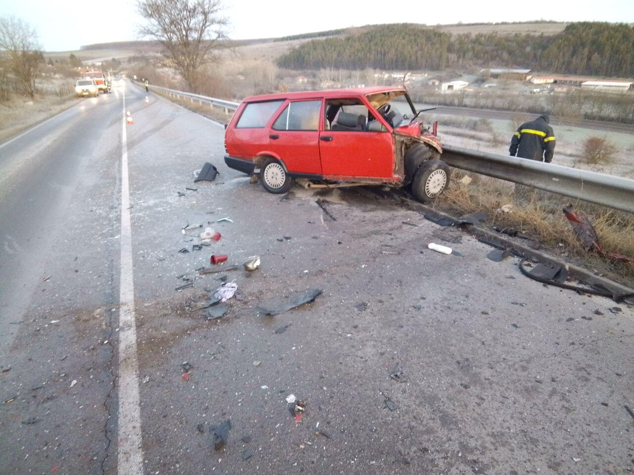 Извъредно! Много тежка катастрофа, мъж е..