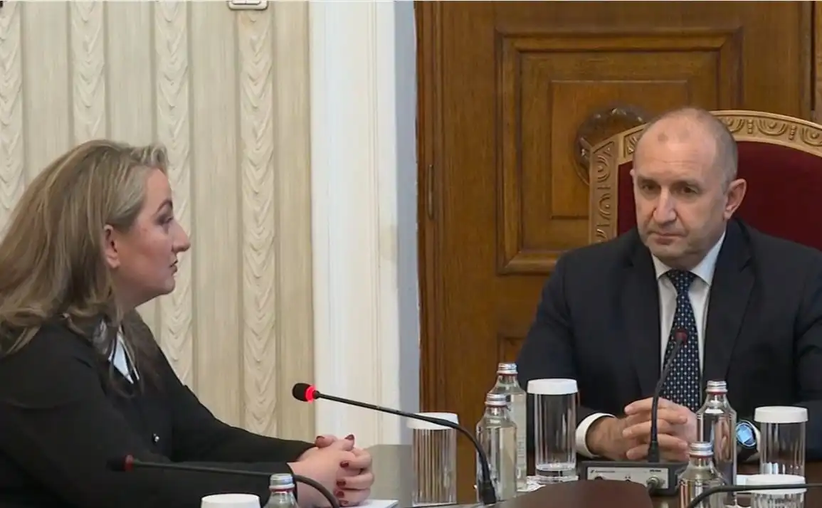 Сачева попиля Радев: