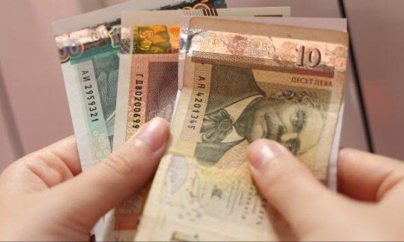 Изплащането на пенсиите и добавката през Януари ще се извърши на тази дата!