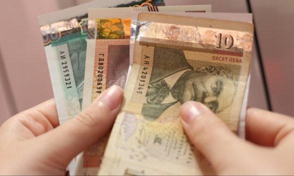 Изплащането на пенсиите и добавката през Януари ще се извърши на тази дата!