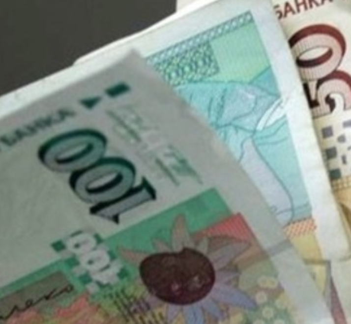 Добра вест за пенсионерите: Вдигат пенсuuте от тази дата..