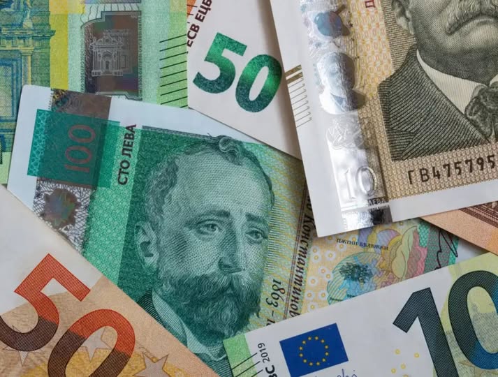 Левът остава! Ето докога