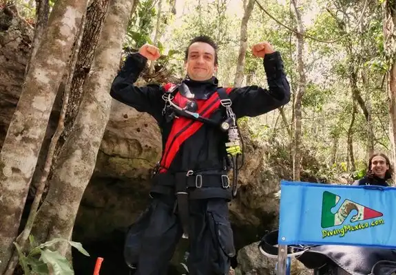 Голяма изненада: Малкият Леон с лама Иво въобще не е случаен, син е на родна легенда