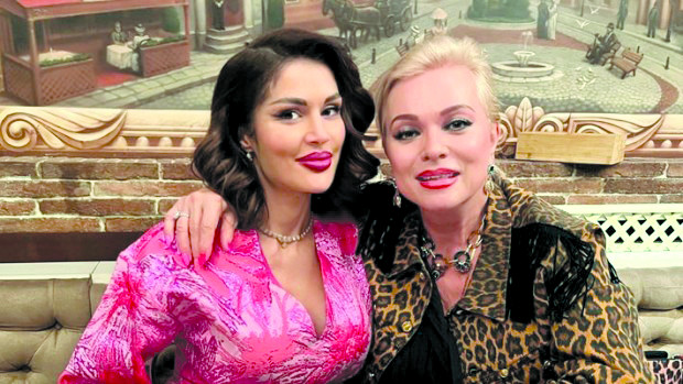 ОЛЯ СЕ!! Коцето откачи по зряла мадама, точи лиги, а жена му побесня! (няма да повярвате коя е тя - СНИМКИ) 7 original