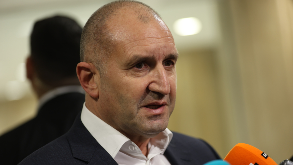 ОБРАТ! Румен Радев ще се явява на изборите с колация със..