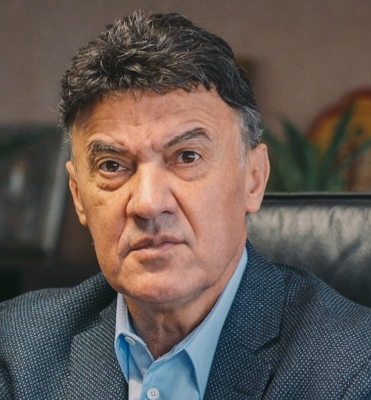 Лоши новини за Боби Михайлов