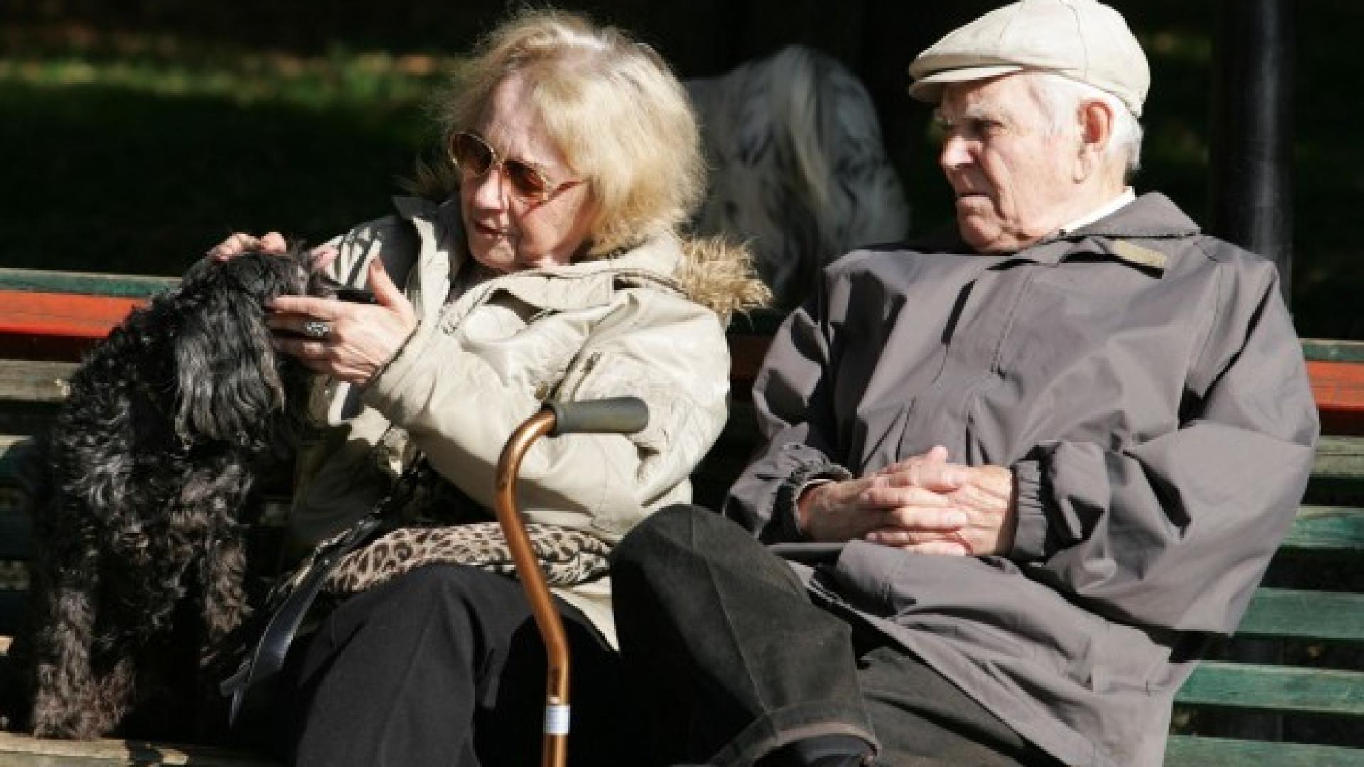 Всички пенсионери чакаха тези новини от НОИ за февруари