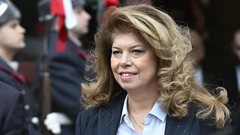 Йотова реши. Его го служебният премиер