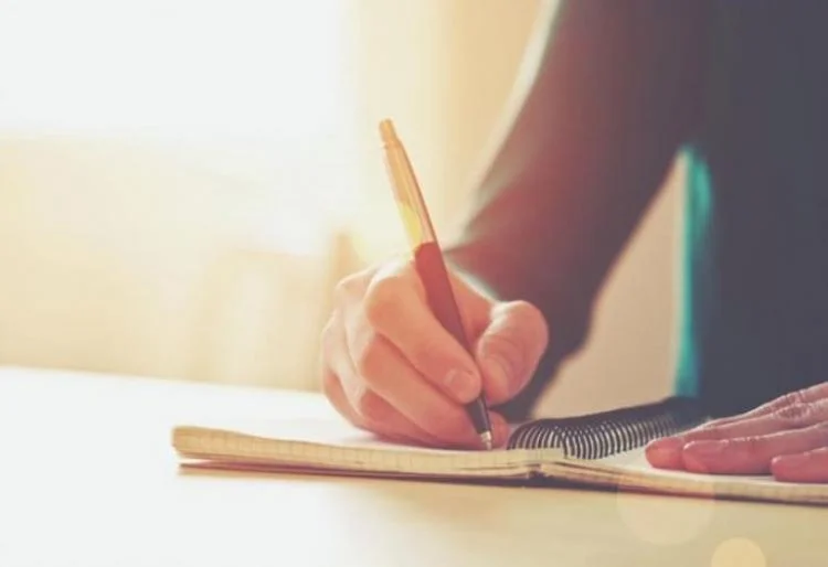 Урок по български: Именик или именник: Ето как се пише правилно