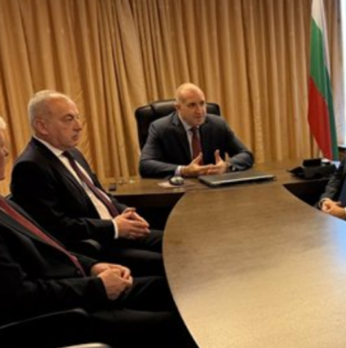 Ето партията на Румен Радев, казва се…