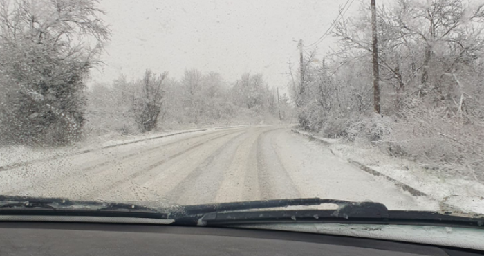 Дебора нахлу в България: Вали сняг на парцали, до края на деня отива към…