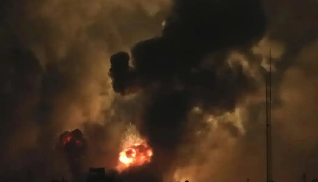 Мощни експлозии: Пакистан нанесе въздушен удар по столицата на Афганистан