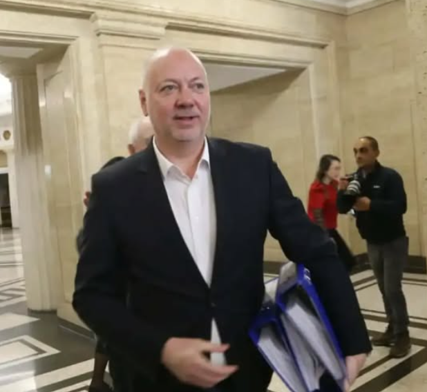 Росен Желязков се готви за…