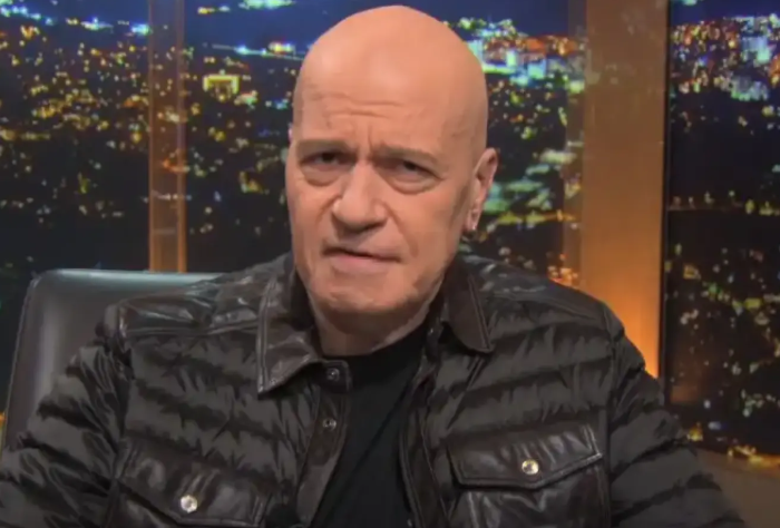 Слави се появи в ефир и каза тежки думи: Аз не съм забравил…