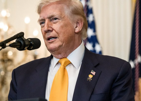 Тръмп се появи и съобщи тежка вест за Иран: По-добре да…