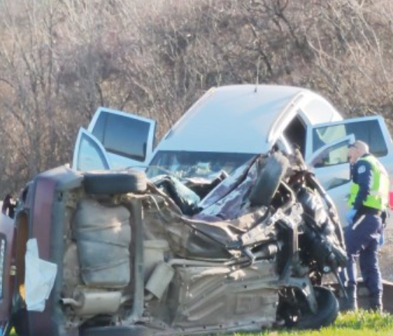 Голяма трагедия! Тежка катастрофа от преди малко, има…