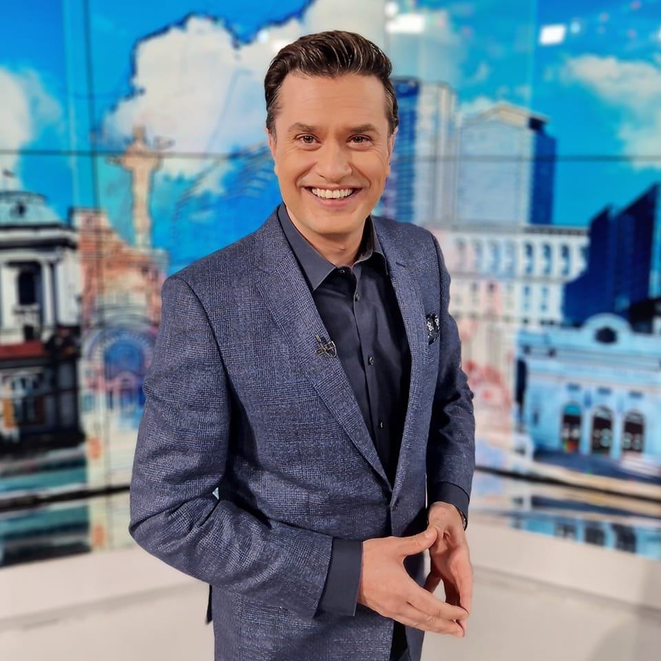 Тайната падна: ТВ водещият Жоро Любенов е още заклет ерген на 50 заради..