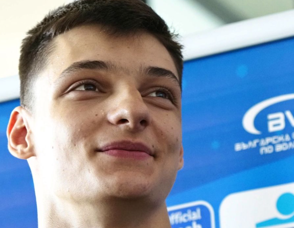 ДА! Новината за Алекс Николов се оказа истина