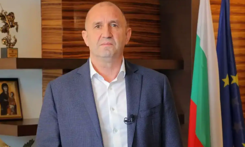 Радев излезе и предупреди България, съобщи за мерки…