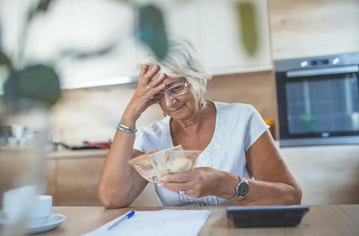 ОБРАТ с великденските добавки към пенсиите