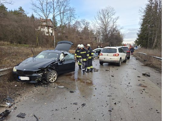 Двама българи загинаха при тежка катастрофа в..