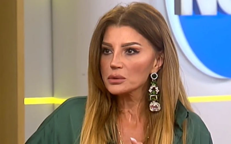 Есил Дюран по спешност в болница, вадят с пункция гной от главата й!