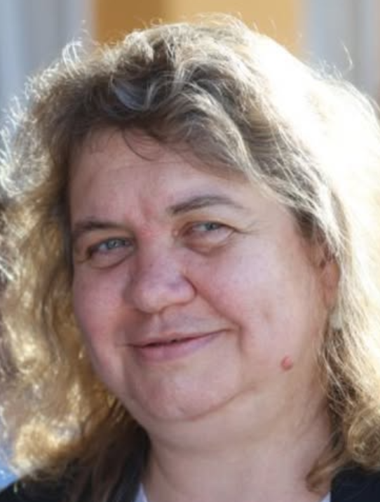 Киселова разтърсu всичкu с нов мерцедес и млад..