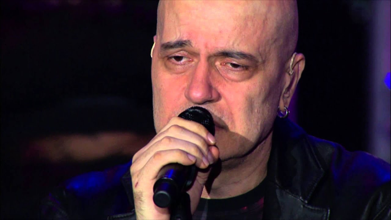 Слави призна за тежка загуба и изригна: Тези хора са психопати