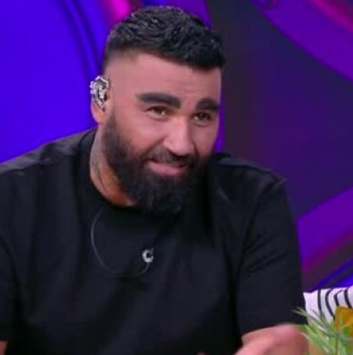 Майката на Азис разби мрежата преди минути-Впечатляваща красавица-Снимки