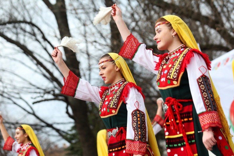 Ладино хоро