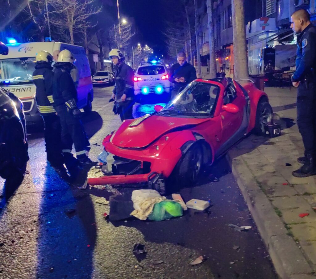 Извънредно! Брутална катастрофа до Явка в Бургас, има..