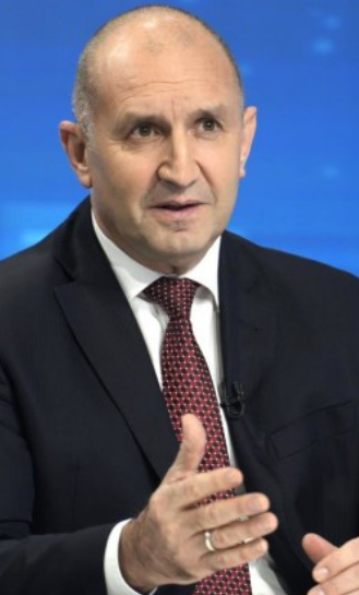 Радев отсече: Няма да..