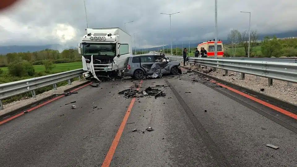 Ясно е кои са 5-амата убити на Ботевград