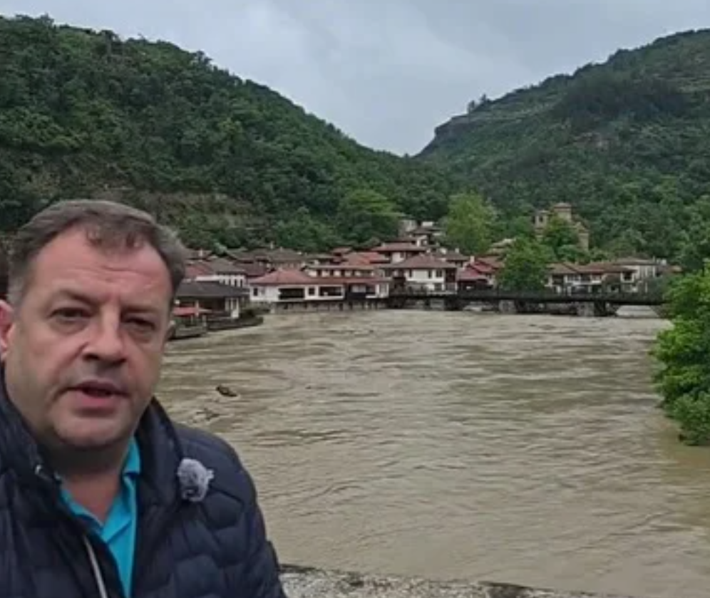 Бедствието е незапомнено! Втора приливна вълна! Има къщи под вода, обявено е..