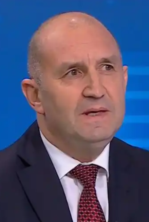 Радев отсече: Няма да..