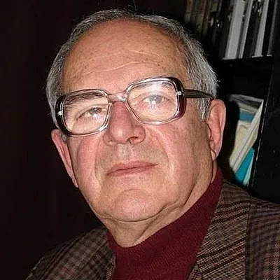 юлий славов
